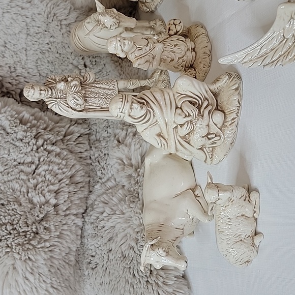 Vintage Nativity Holland Mold 18 Piece Beige Ceramic Christmas Hand Made - Picture 4 of 12